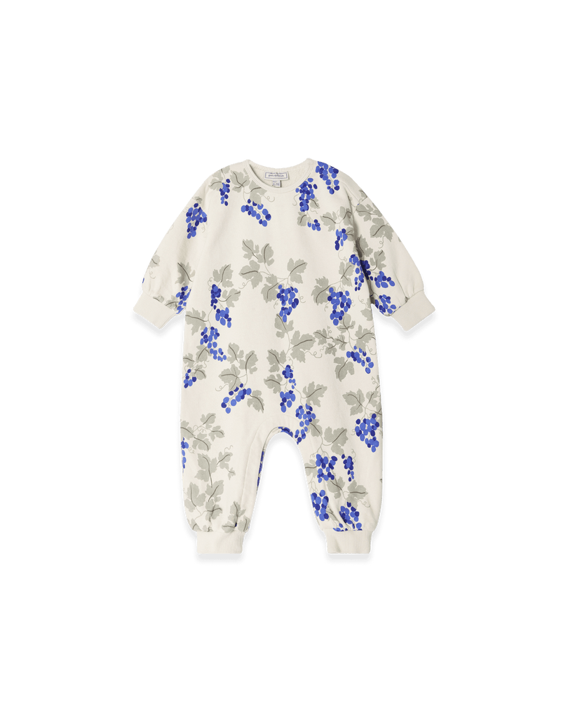 Baby-Onesie aus weicher Bio-Baumwolle mit handgezeichnetem Print, gebürsteter Innenseite, Rippbündchen und Druckknöpfen an Schulter, Schritt & Beinen.


